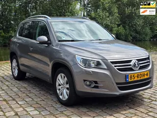 Volkswagen Tiguan 2.0 TSI Sport&Style 4Motion Automaat volledig dealer onderhouden navigatie cruis c