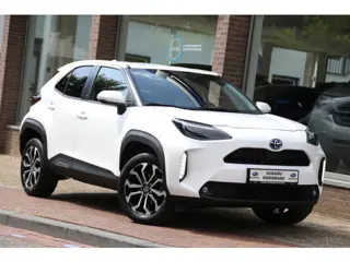 Toyota Yaris Cross 1.5 Hybrid Dynamic Team Navi Camera ACC LED