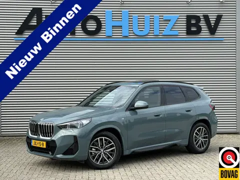 BMW X1 xDrive23i M Sport Panoramadak Trekhaak Head-Up Display Leder ACC Stoelverwarming Harman-Kardo