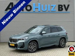 BMW X1 xDrive23i M Sport Panoramadak Trekhaak Head-Up Display Leder ACC Stoelverwarming Harman-Kardo