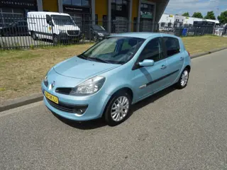 Renault Clio 1.4-16V Rip Curl