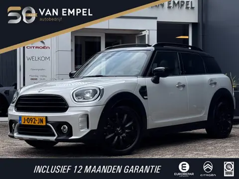 Mini Countryman 1.5 Cooper Chili | Pano | Trekhaak | NL-Auto | Leder | Harman Kardon | Stoelverwarmi