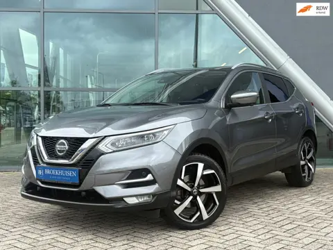 Nissan Qashqai 1.3 DIG-T Premium Edition 158pk Automaat/ Panoramadak / 360 Camera