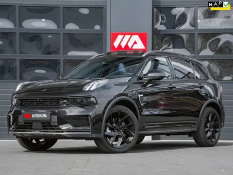 Lynk & Co 01 1.5 Black Edition Panoramadak|360° Camera|ACC|Stoelverwarming|Navi|Carplay