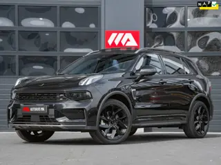 Lynk & Co 01 1.5 Black Edition Panoramadak|360° Camera|ACC|Stoelverwarming|Navi|Carplay