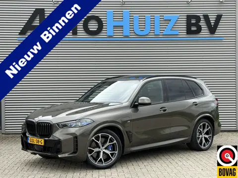 BMW X5 xDrive50e M Sport Panoramadak Trekhaak Carplay 21 Inch Harman-Kardon Comfortzetels Head-Up Di