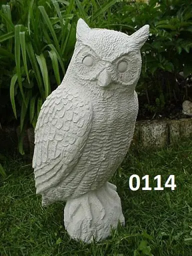 Grote uil een aanwinst voor de tuin ( 0114 )