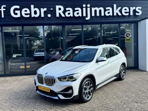 BMW X1 xDrive25e High Executive X-Line*Panoramadak*Trekhaak*LED*90%SOH*