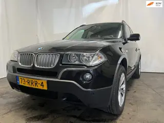 BMW X3 2.5si High Executive - Tussen Bak Defect - Olie Lekkage