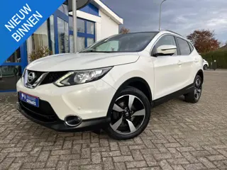 Nissan Qashqai 1.2 Business Edition | Afn. trekhaak, Panorama dak, 360° en parkeersensoren V+A,  Nav