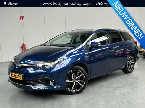Toyota Auris Touring Sports 1.8 Hybrid Dynamic Ultimate Dealeronderhouden, trekhaak, parkeersensoren