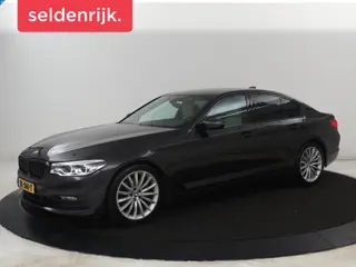 BMW 5-serie 520i High Executive | Luxury Line | Nappaleder | Stoelverwarming | Camera | Sfeerverlich
