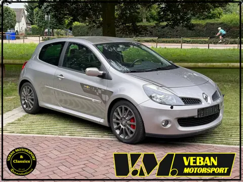 Renault Clio 2.0-16V RS F1Team R27 Gris Makaha
