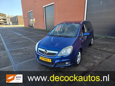 Opel Zafira 1.6 Essentia 7P.