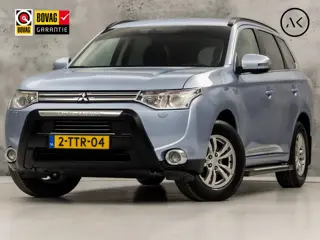 Mitsubishi Outlander 2.0 PHEV Deluxe Sport 203Pk Automaat (NAVIGATIE, CAMERA, CLIMATE, LEDER, SPORTS