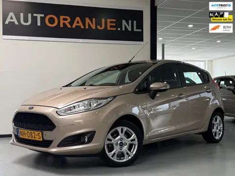 Ford Fiesta 1.0 Style Ultimate-1 Eigenaar-Airco-Cruise-APK-NAP!!