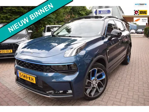 Lynk & Co 01 1.5 /PANO DAK/ADAP CRUISE/CAMERA 360/NAVI/CARPLAY/AIRCO-ECC/BLUETOOTH/KEYLESS/PDC V+A/N