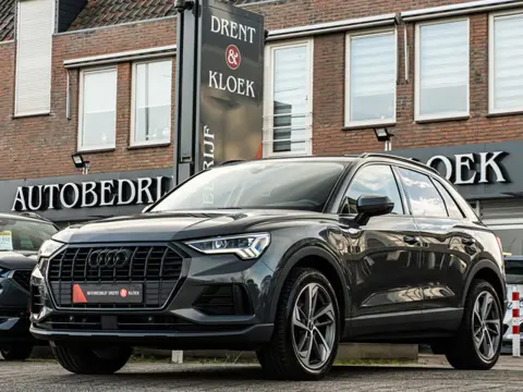 Audi Q3 45 TFSI e Advanced edition 19 INCH BLACK OPTIC STOELVERW DODEHOEK LED ADAP CRUISE
