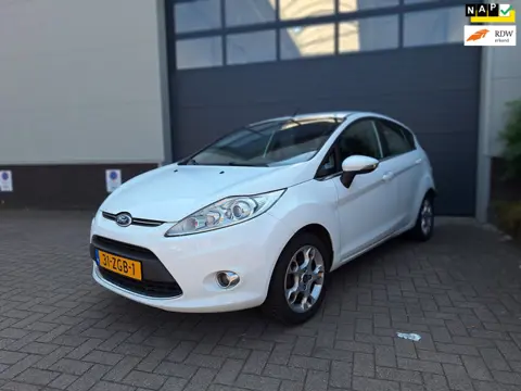 Ford Fiesta | 1.25 Titanium | Airco | 2 eigenaar | Lage kilometerstand |