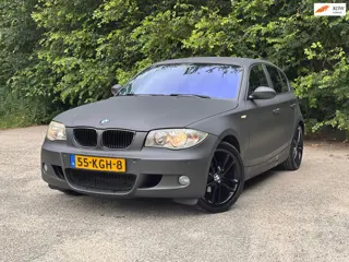 BMW 1-serie 116i | Cruise control + Navi + Leder Nu € 3.475,- !!!