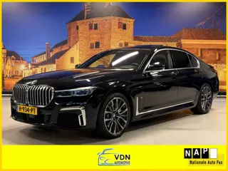 BMW 7-serie 745e M-Sport High Exe Schuifdak Laser HUD Harman Kardon