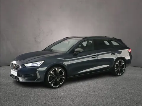 CUPRA Leon Sportstourer Business 1.4 TSI eHybrid 245pk DSG Automaat Adaptive cruise control, Achteru