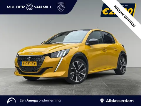 Peugeot 208 GT 1.2 Turbo 100pk | PANODAK | DODEHOEKBEW. | KEYLESS ENTRY | NAVI | CAMERA | DRAADLOZE 