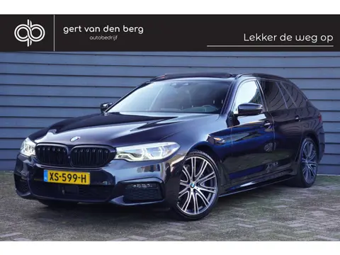 BMW 5 Serie Touring 530i High Executive - M SPORT PLUS - TREKHAAK - H&K - HEAD UP - PANODAK -