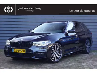 BMW 5 Serie Touring 530i High Executive - M SPORT PLUS - TREKHAAK - H&K - HEAD UP - PANODAK -