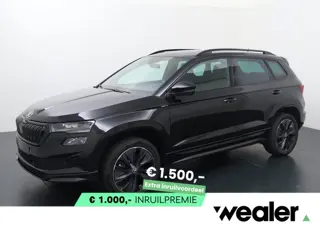 Škoda Karoq Sportline Business 1.5 TSI 150 PK DSG | Automaat | Trekhaak | Sportline lounge interieur