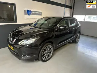 Nissan Qashqai 1.2 Premier Edition Alcantara|Pano|BBS