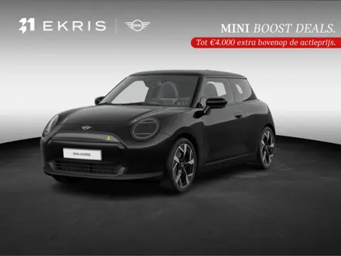 MINI Cooper SE Classic M 54.2 kWh | Panorama Dak | Sportstuur