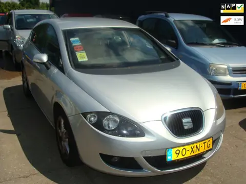 Seat Leon 1.6 Sportstyle st bekr navi airco elek pak nap apk