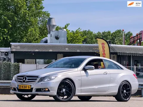 Mercedes-Benz E-klasse Coupé 250 CGI Avantgarde AUTOMAAT\NAP\NAVI\LEER ROOD
