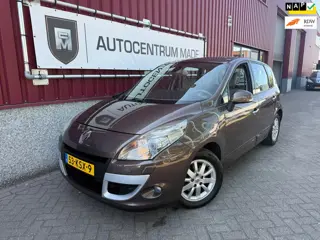 Renault Scénic 2.0 Privilege // Automaat // Leer // PDC // Navi // Clima