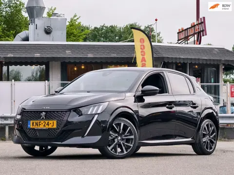 Peugeot 208 1.2 PureTech GT Pack\\AUTOMAAT\CAMERA\NAVI\CARPLY
