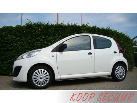 Peugeot 107 1.0 Airco 5Drs € 2399 (bj 2012)