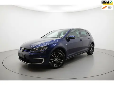 Volkswagen Golf 1.4 TSI GTE TREKHAAK PDC SFEERVERL CARPLAY