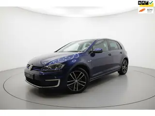 Volkswagen Golf 1.4 TSI GTE TREKHAAK PDC SFEERVERL CARPLAY