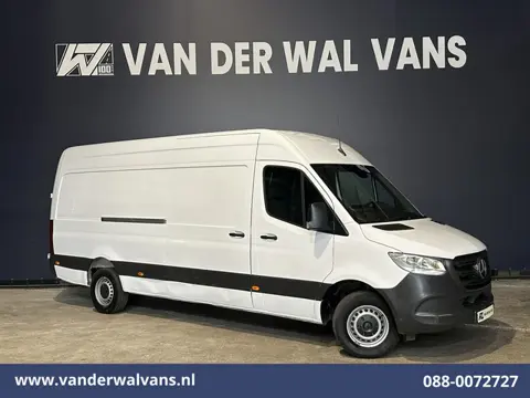 Mercedes-Benz Sprinter 315 CDI 150pk L3H2 Euro6 Airco | Camera | Navigatie | Bijrijdersbank