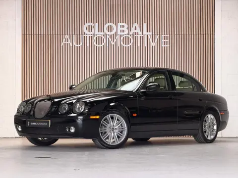 Jaguar S-type 4.2 V8 Executive - LEDER - NAVI - TELEFOON - STOELVERWARMING - MEMORY