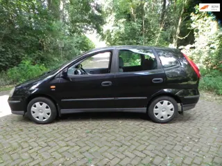 Nissan Almera Tino 1.8 Visia