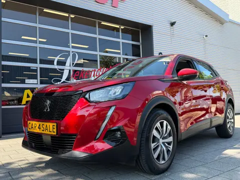 Peugeot 2008 1.2 PureTech Active Pack Premium - 33.000 KM I Navigatie / Apple CarPlay I Airco I PDC 