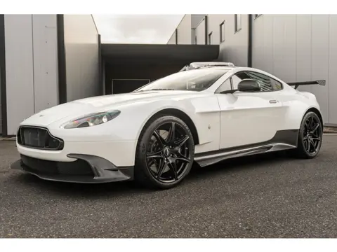 Aston Martin Vantage GT8 - Morning Frost White - Aero Pack - 1 of 150