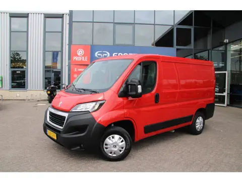 Peugeot Boxer 330 2.2 BlueHDi 120pk L1H1 Premium Airco Navi Camera Trekhaak BPM-vrij 1e eigenaar dea