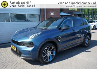 Lynk & Co 01 1.5 261PK! OKT 2023 MY23 ORIGINEEL NL DEALER ONDERHOUDEN ZWARTE HEMEL 360CAMERA ROLHOES