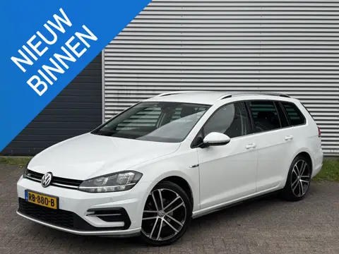 Volkswagen Golf Variant 1.6 TDI Highline Business R 7.5 / DSG / Virtual Cockpit / Adaptive Cruise / 