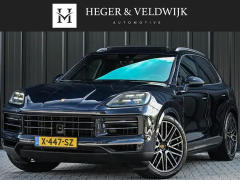 Porsche Cayenne 3.0 E-Hybrid | Panoramadak | NL-Auto | Dealeronderhouden | Achterasbesturing | 18-We