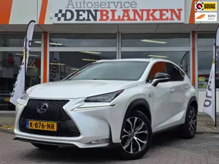Lexus NX 300h AWD Luxury Line F Sport BJ.11-2015 / Navigatie / Leder / Head-up / 18"Lmv !!