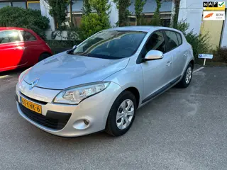 Renault Mégane 1.6 Expression / Cruise control / Climate control